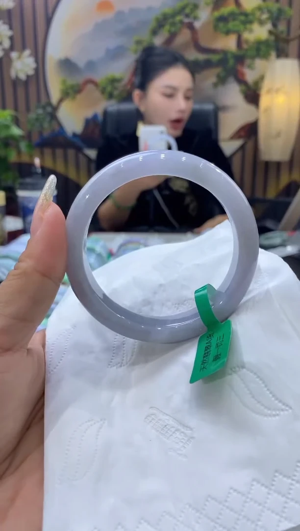 【闪购商品】翡翠手镯未镶嵌多人00003314