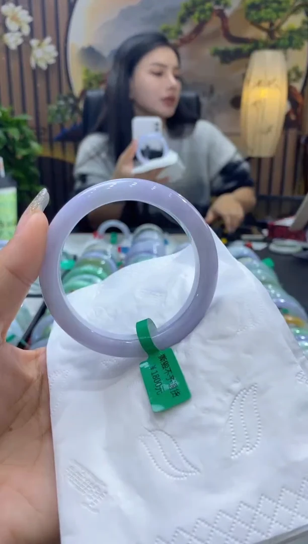 【闪购商品】翡翠手镯未镶嵌多人00001192