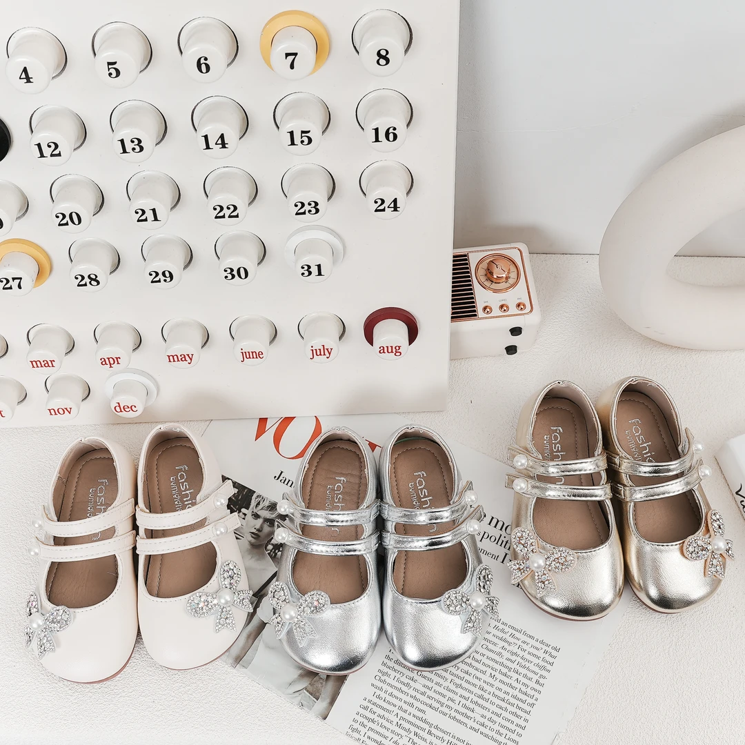 望舒家2024女童春秋款洋气公主鞋蝴蝶珍珠小皮鞋软底百搭单鞋610