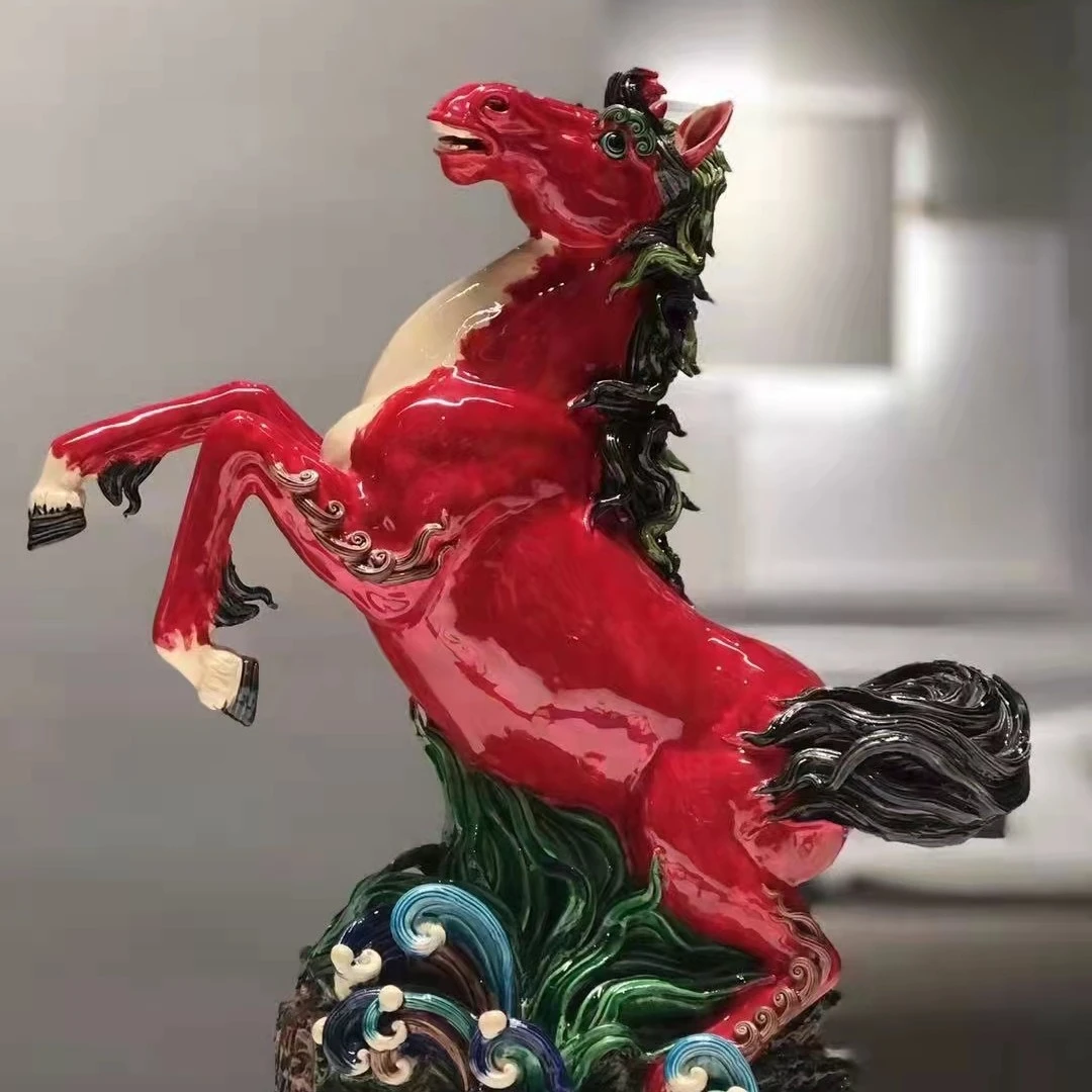 《马到功成》陶瓷制品，家居公司会所礼品装饰摆件36*19*46