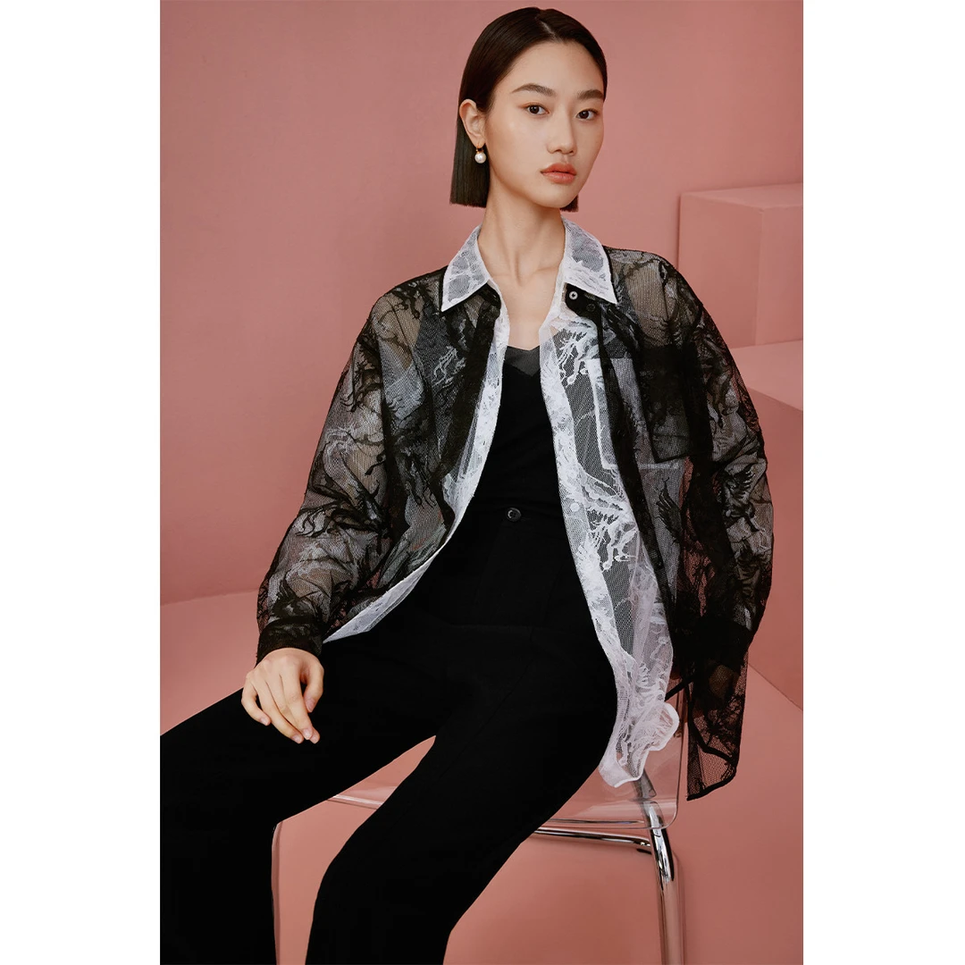 【九月专属】早春浪漫蕾丝网纱镂空喇叭袖纯色气质衬衣M311300243