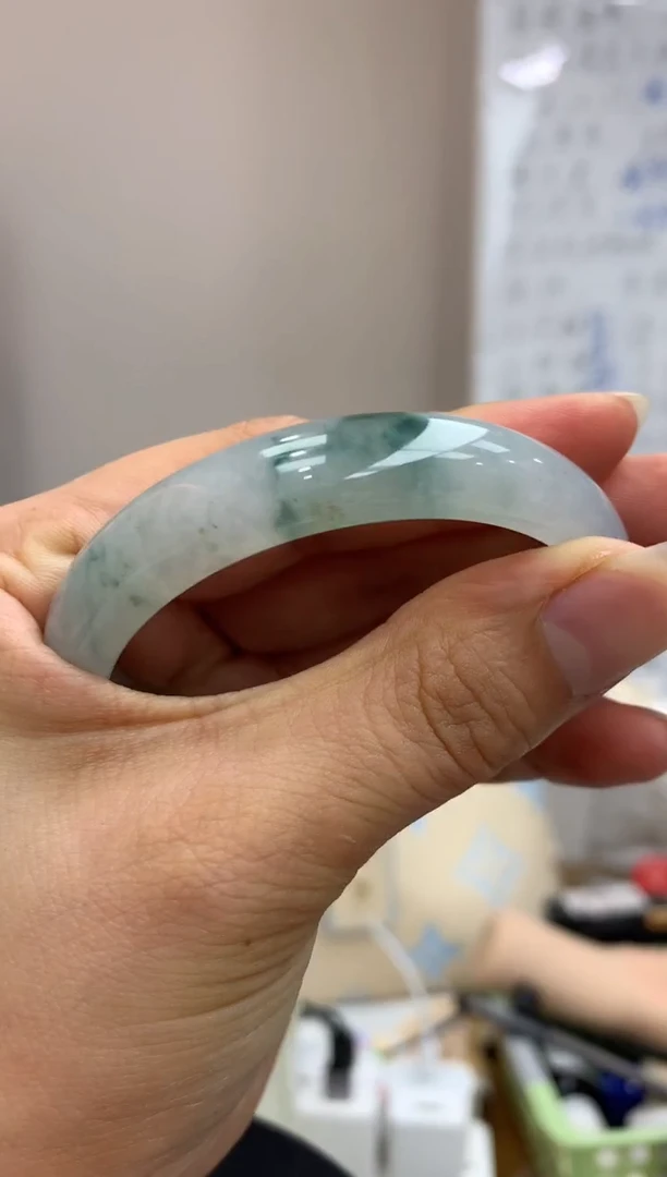 【闪购商品】翡翠手镯未镶嵌581-多人