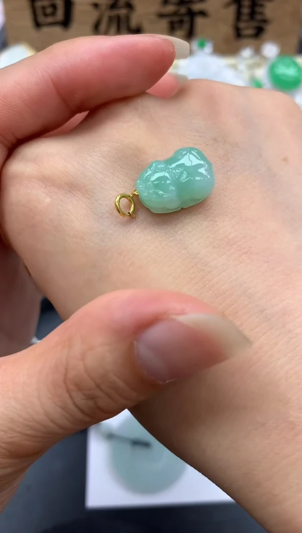 【闪购商品】翡翠颈饰18K金镶嵌111-多人