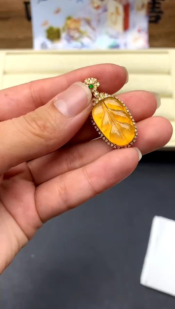 【闪购商品】翡翠颈饰18K金镶嵌410-中国好珍宝