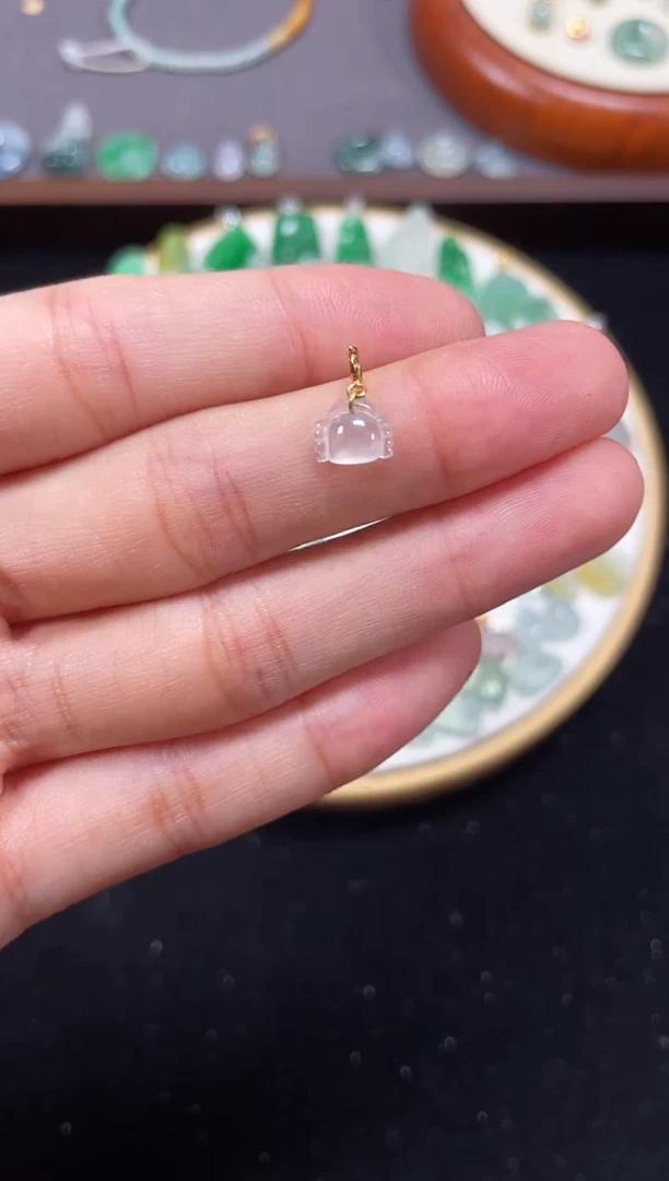 【闪购商品】翡翠吊坠(不含链)18K金镶嵌一个  MK331