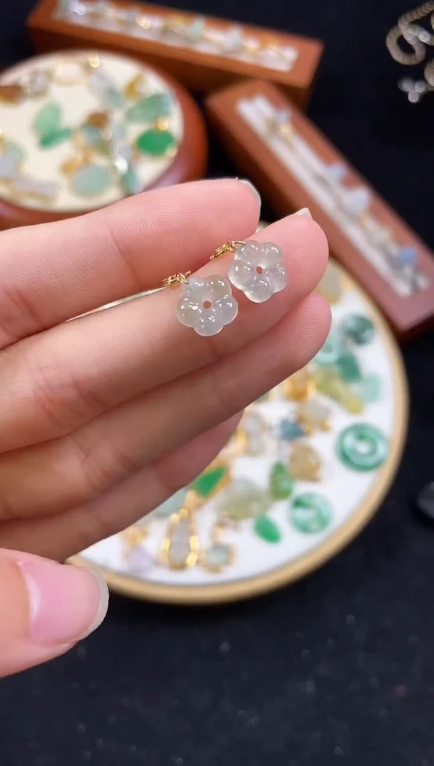 【闪购商品】翡翠吊坠(不含链)18K金镶嵌2个  JK714