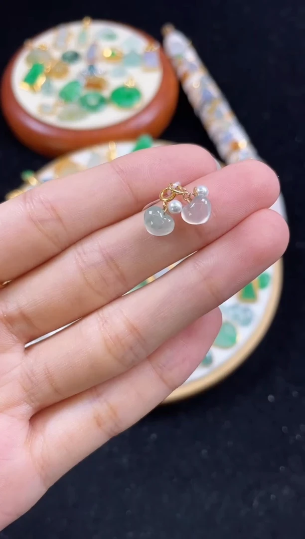 【闪购商品】翡翠吊坠(不含链)18K金镶嵌一个  JK537