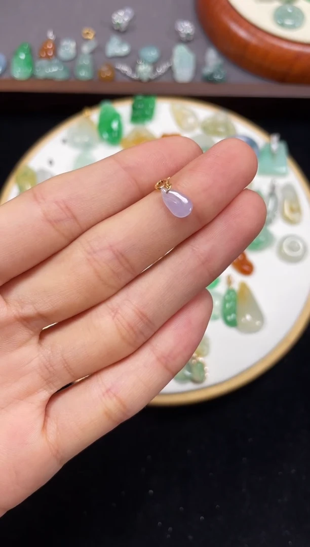 【闪购商品】翡翠吊坠(不含链)18K金镶嵌一个   JK722