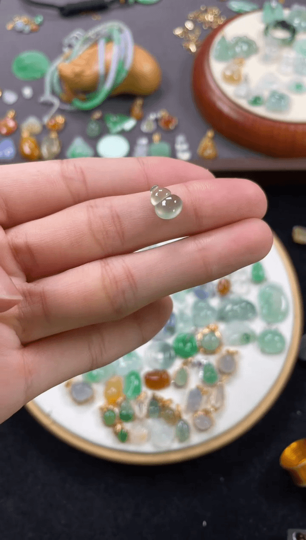 【闪购商品】翡翠吊坠(不含链)18K金镶嵌一个   JK519