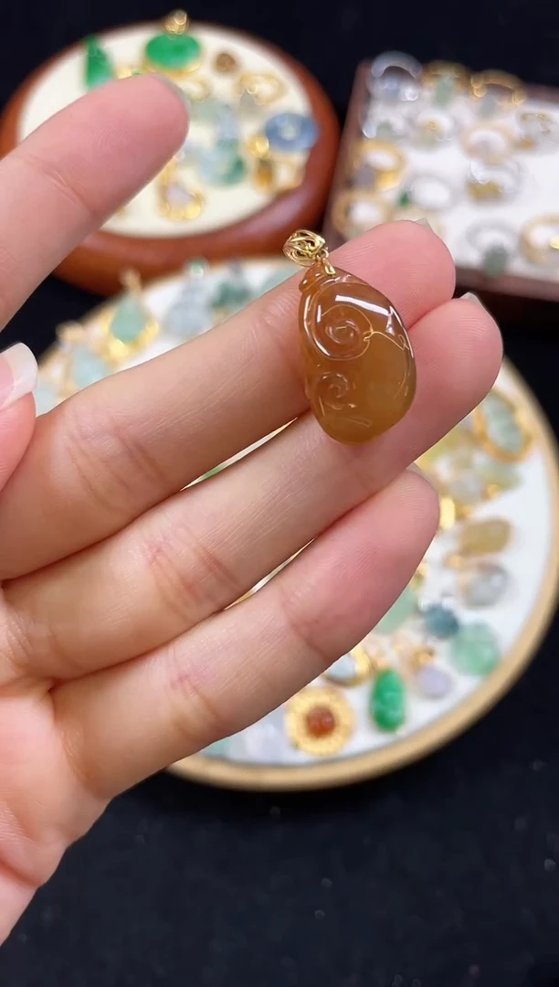 【闪购商品】翡翠吊坠(不含链)18K金镶嵌一个  JK118