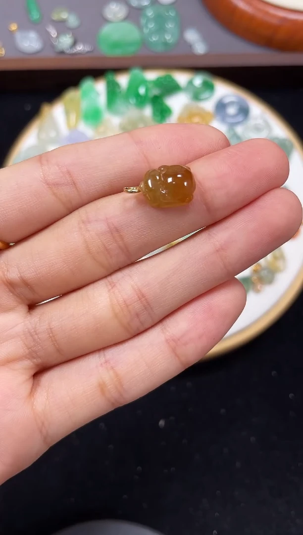 【闪购商品】翡翠吊坠(不含链)18K金镶嵌一个   JK538