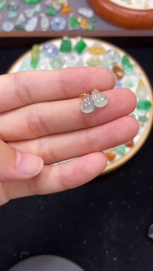 【闪购商品】翡翠吊坠(不含链)18K金镶嵌2个  JK668