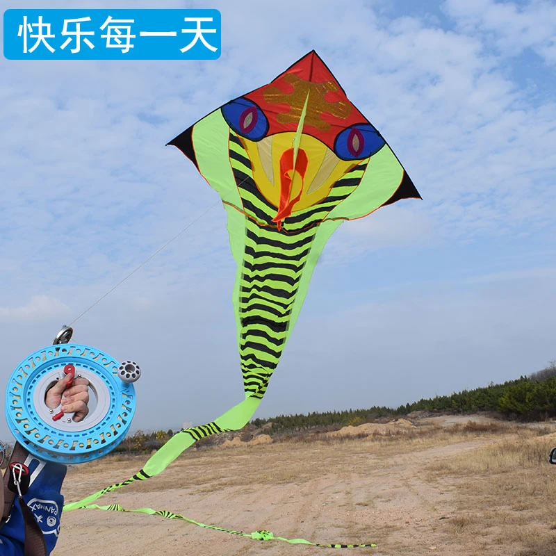 大蛇风筝长串风筝大型风筝微风易飞潍坊专业高档个性风筝