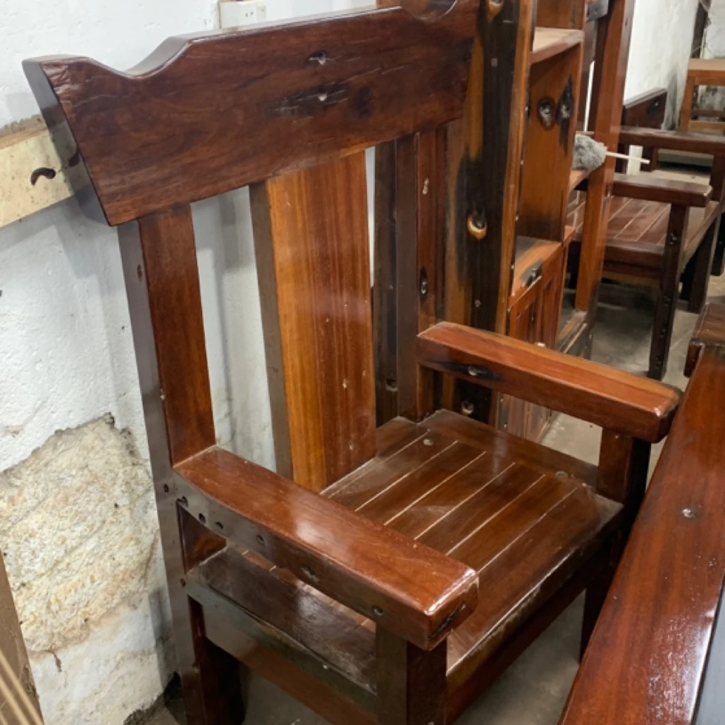 主人椅子总高133座高45