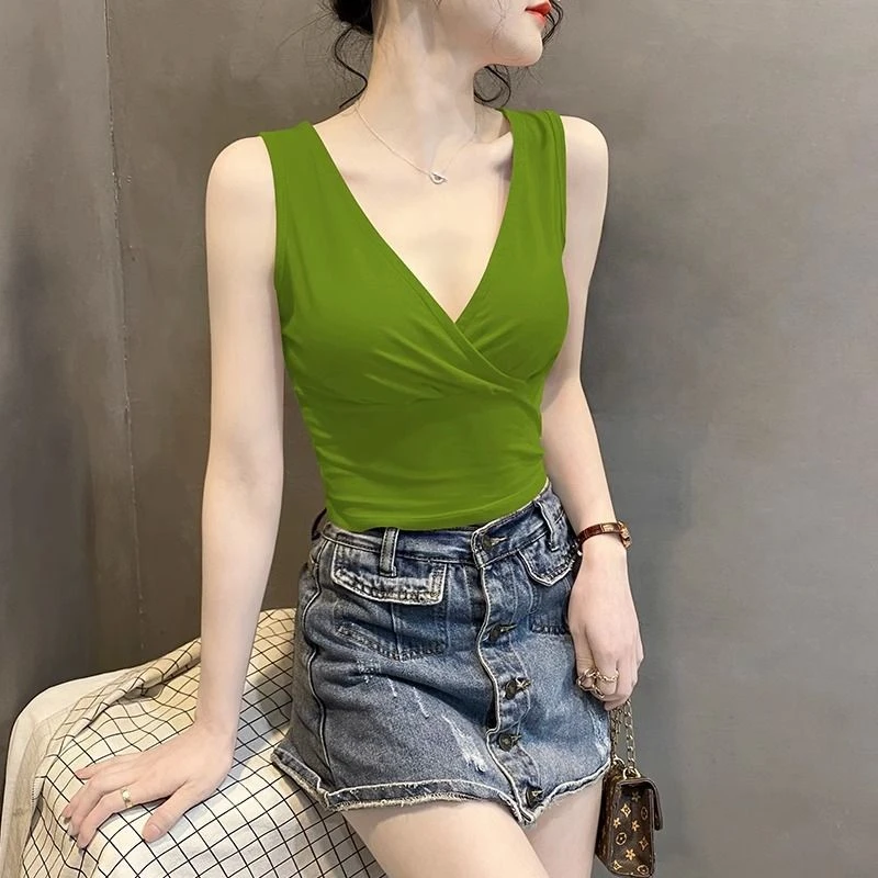 牛油果绿V领吊带背心女春游洋气高腰露脐外穿高级百搭老钱风女装