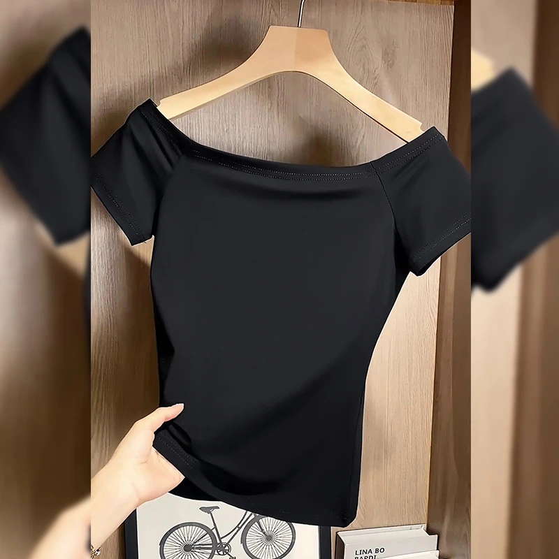 黑色一字肩女短袖t恤春游新款洋气一字领设计感百搭老钱风女装