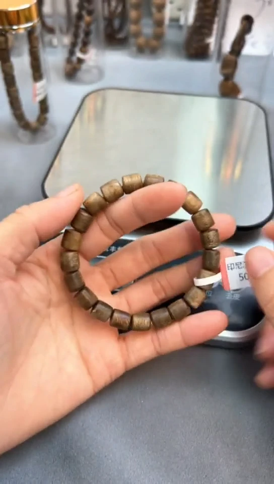 【闪购商品】沉香木手串08印尼桶珠多样性发一