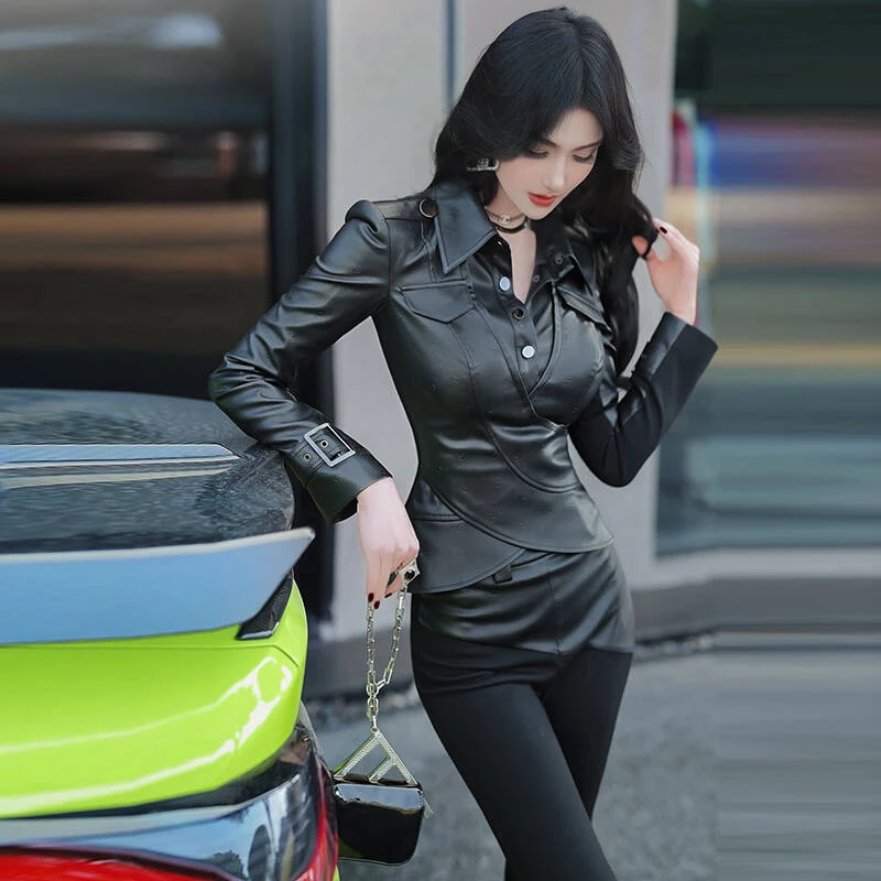 秋季帅气炸街皮衣拼接气质减龄套装2024新款外套喇叭裤两件套