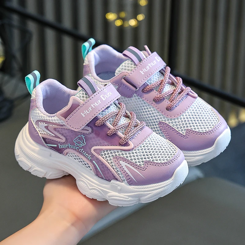 小黄鸭女童鞋子夏季新款镂空单网运动鞋小白鞋软底中大童跑步鞋