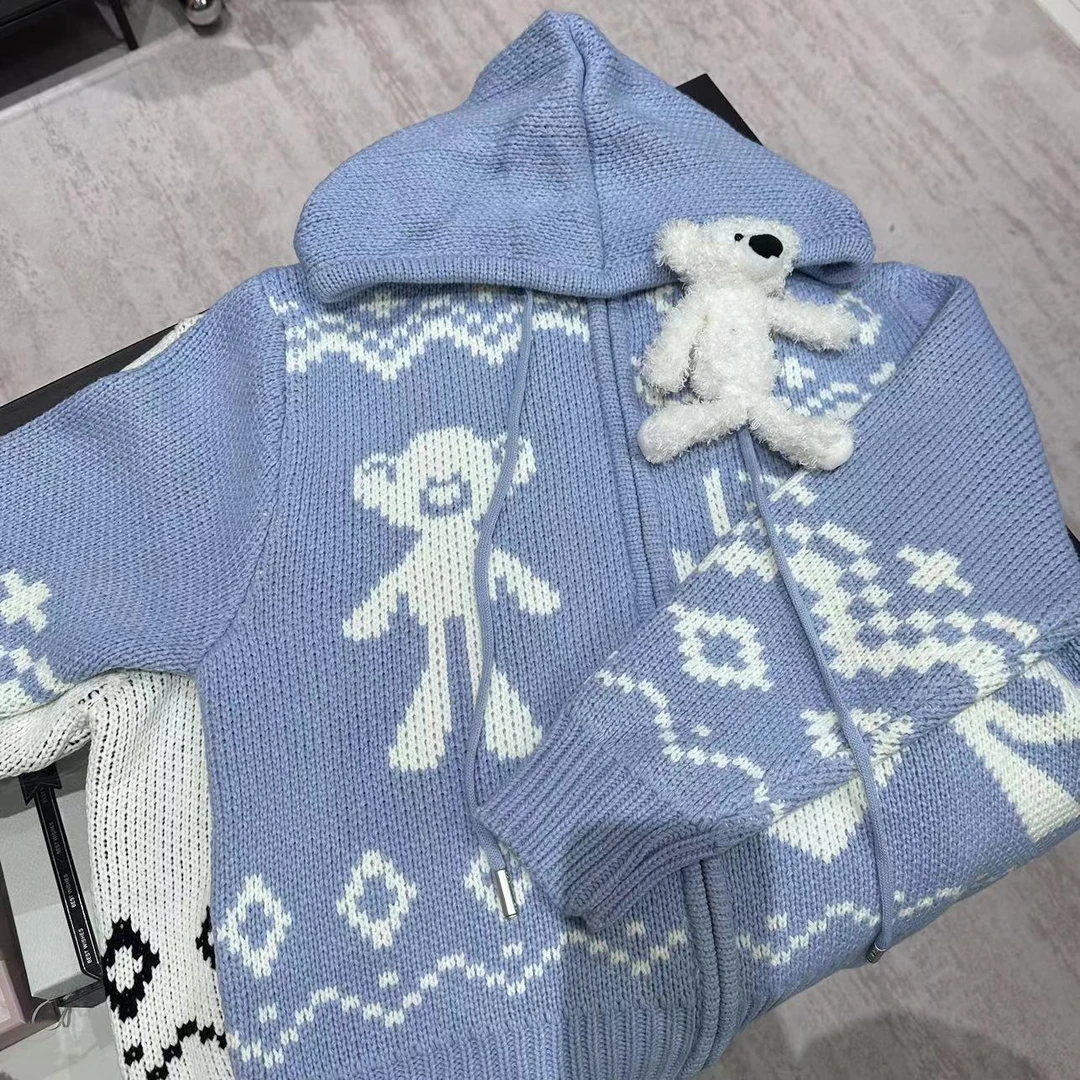 COCO AMAZING（123）-提花刺绣小熊针织衫毛衣外套女-W804