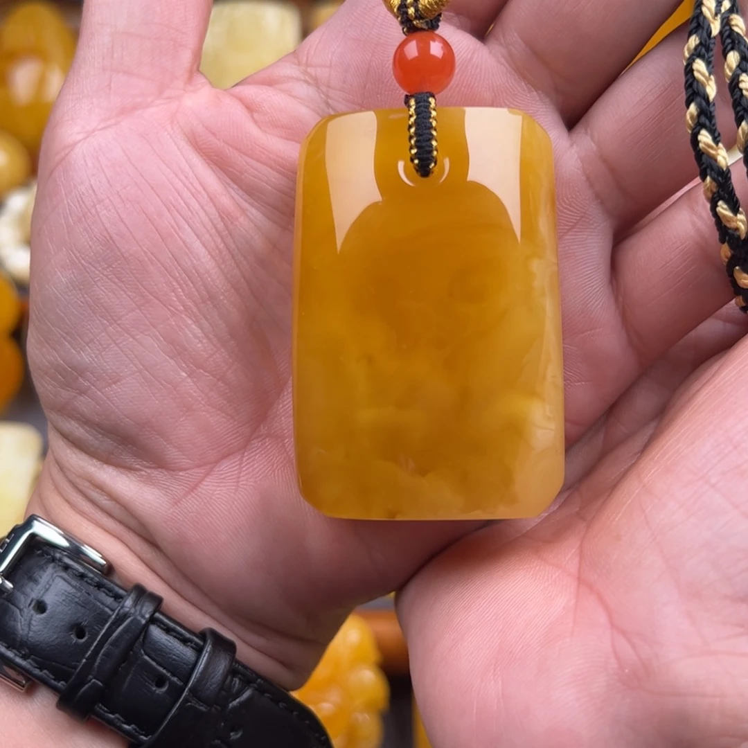 琥珀颈饰未镶嵌纯天然蜜蜡