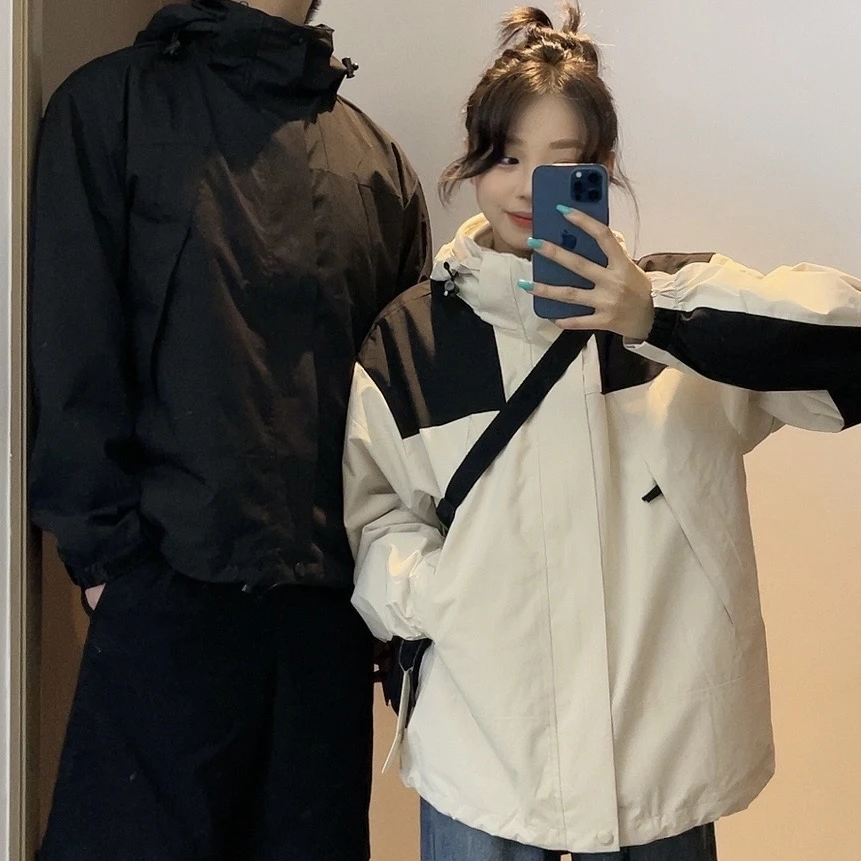 北家时尚运动户外休闲冲锋衣防水防风秋冬款情侣夹克外套