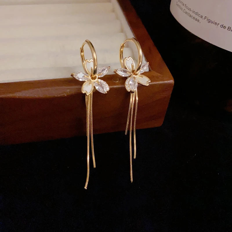 铜合金耳饰 韩式时尚百搭小清新镶钻两戴花瓣流苏耳坠