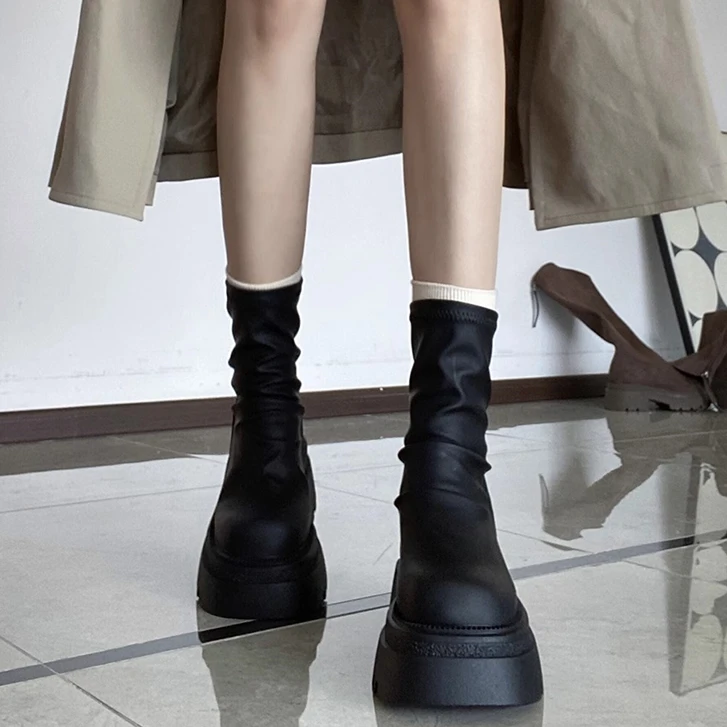 英伦风靴子2024新款夏季复古百搭秋冬小个子粗跟厚底弹力靴瘦瘦靴