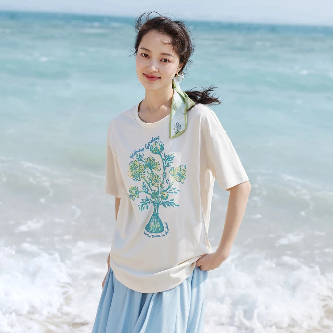 茵曼2023年夏季新款宽松圆领绣花白色纯棉短袖T恤女圣诞