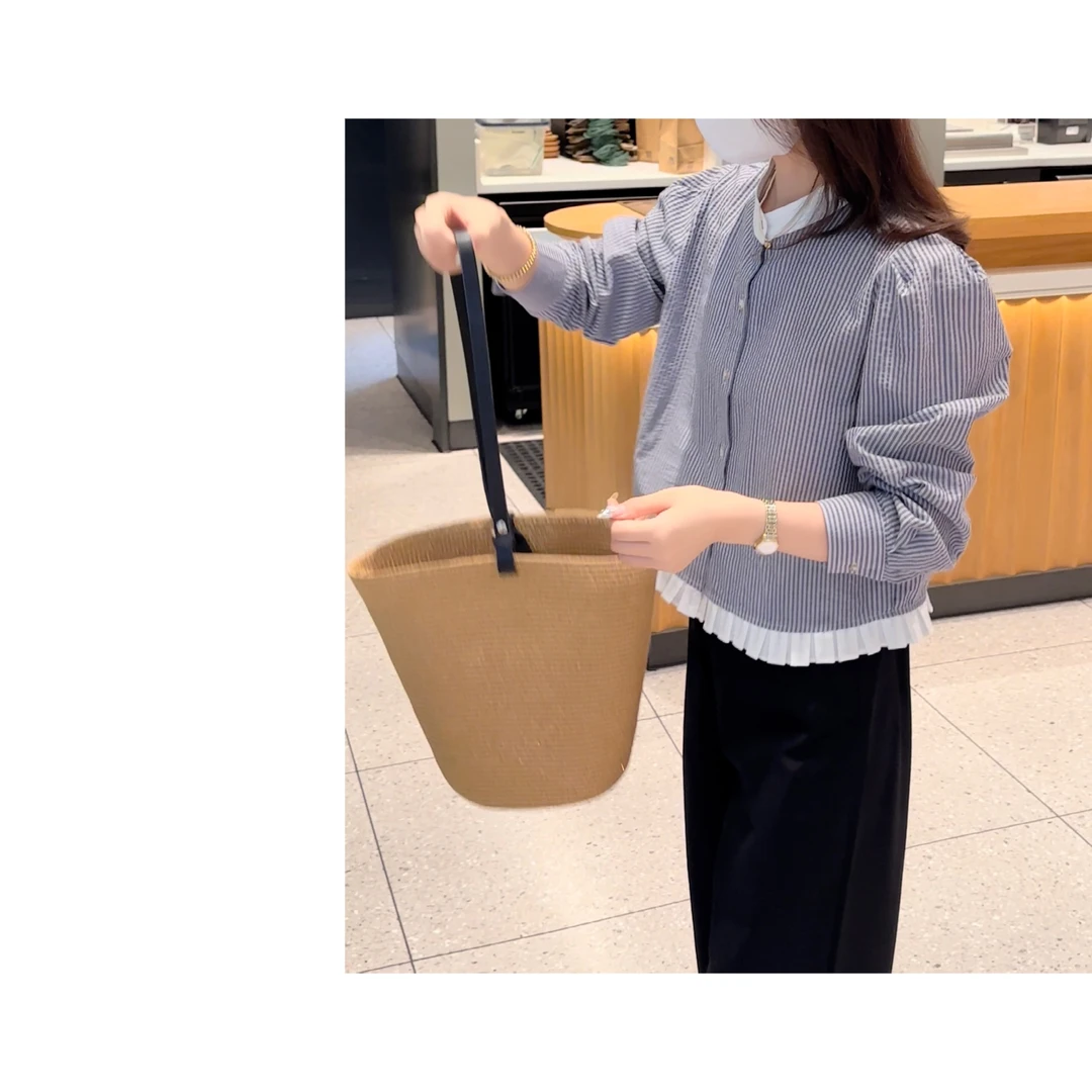 BK 小众设计感拼接百褶边甜美气质优雅条纹圆领衬衫