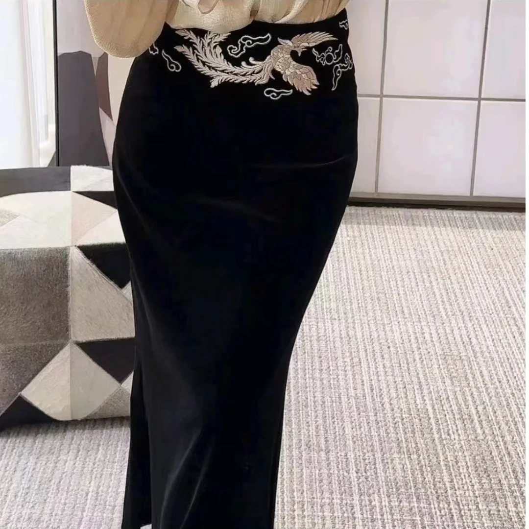 M-8刺绣长款丝绒裙子时尚黑色重工金丝