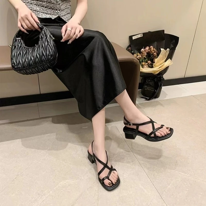 安妤皙&极简主义高跟凉鞋2511y【X25】