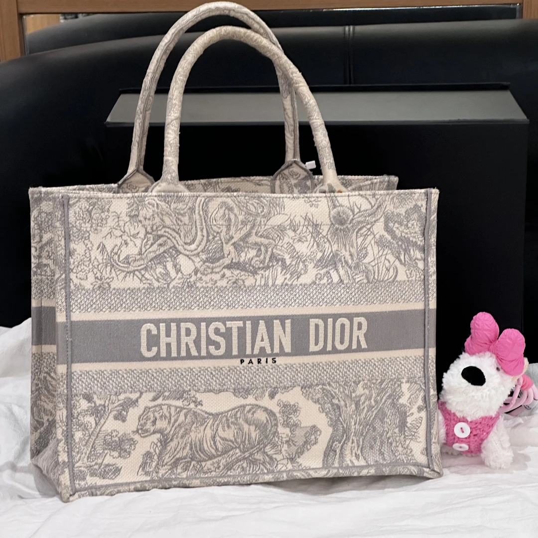 95新 DIOR/迪奥 Dior中号Tote包购物袋动物园系列浅灰色