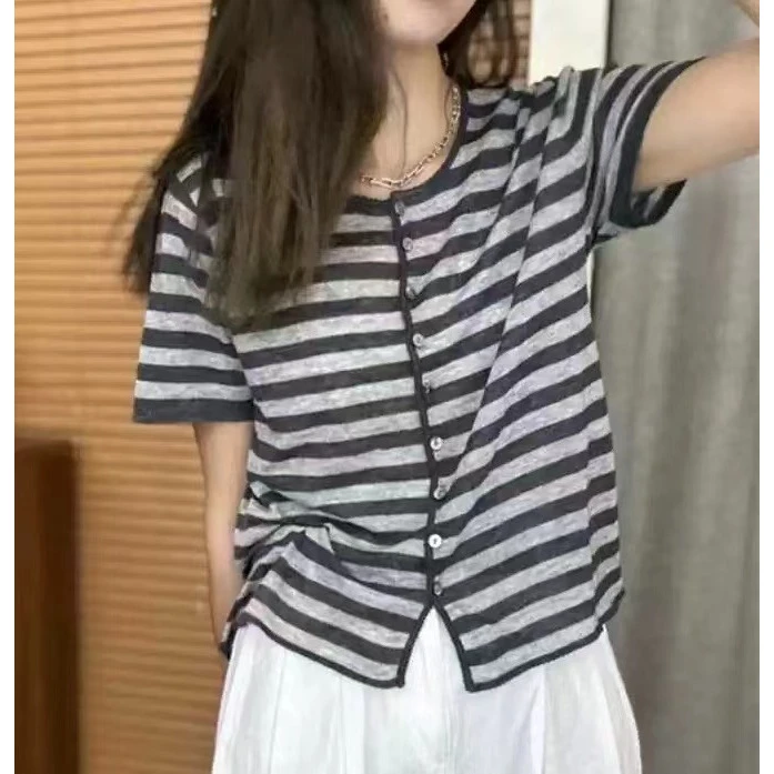 /象米灰短袖/早秋欧货休闲花边圆领短袖单排扣针织衫短袖93317