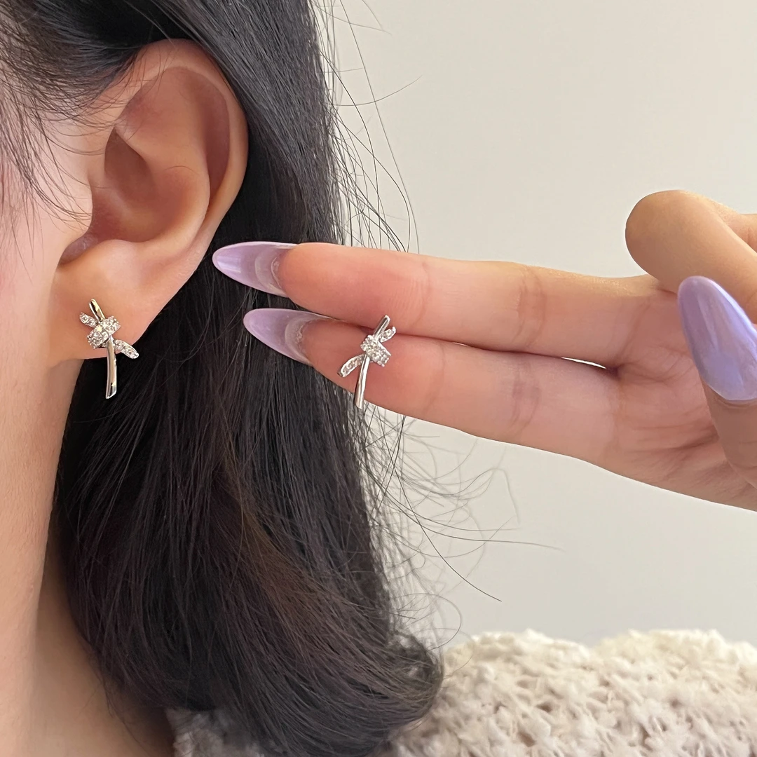 S925银针耳饰轻奢百搭小众高级感气质耳钉精致ins