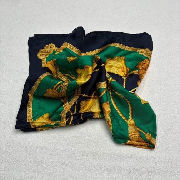 【六六中古】孤品复古丝巾an559尺寸85*85