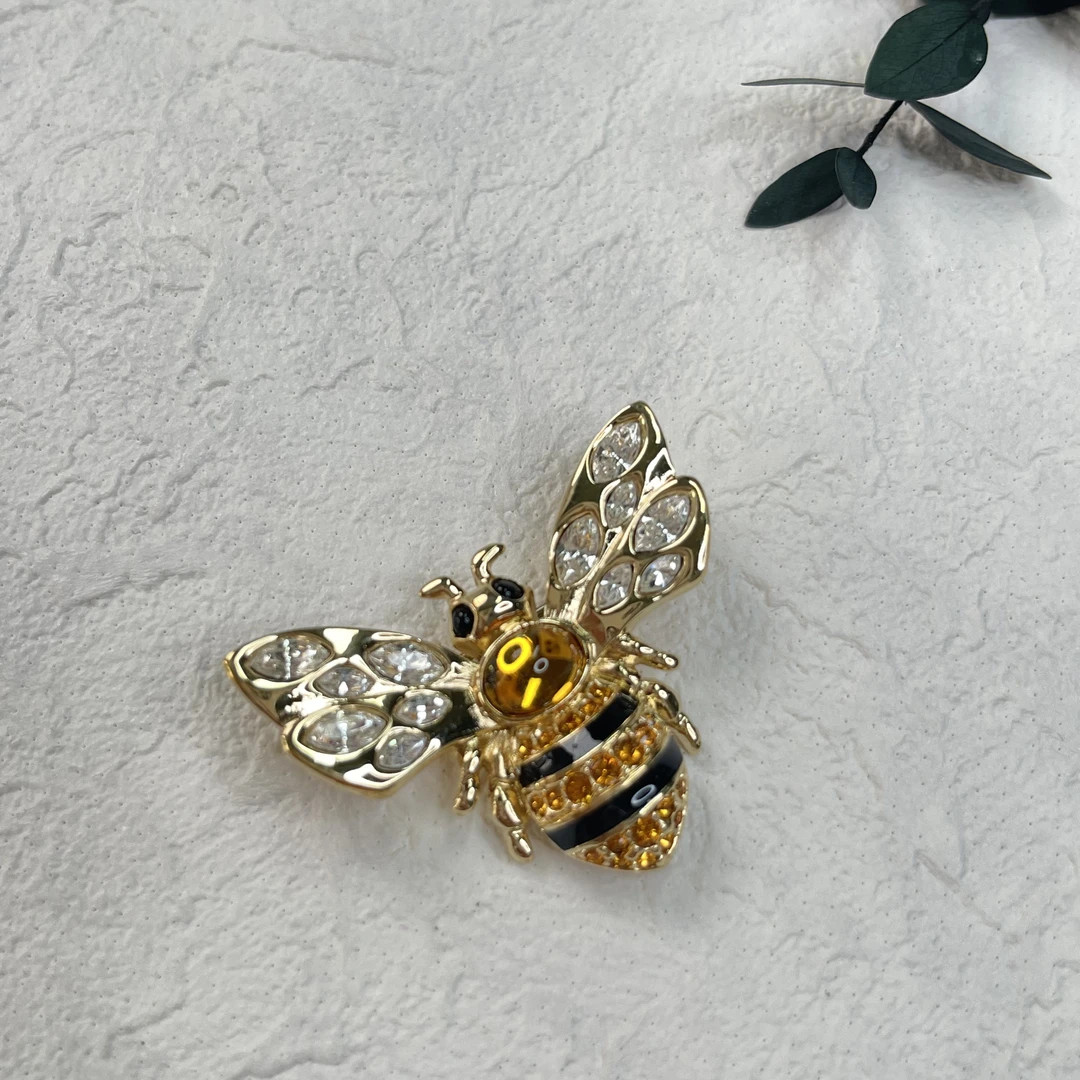 铜合金合成锆石胸针 【六六中古】孤品复古胸针ad4244