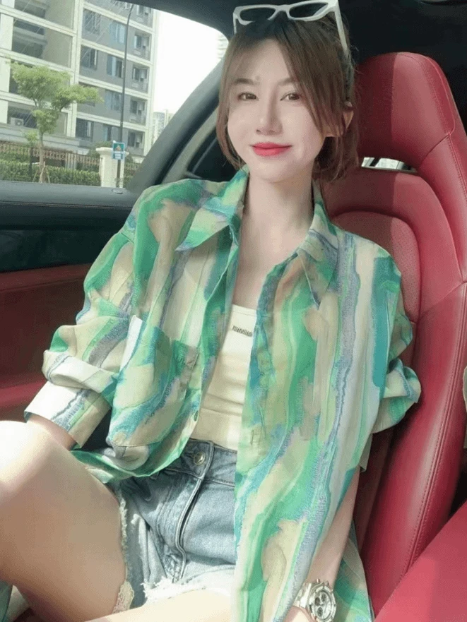 9961#绿色印花衬衫女春夏时尚洋气宽松休闲衬衣高级感上衣