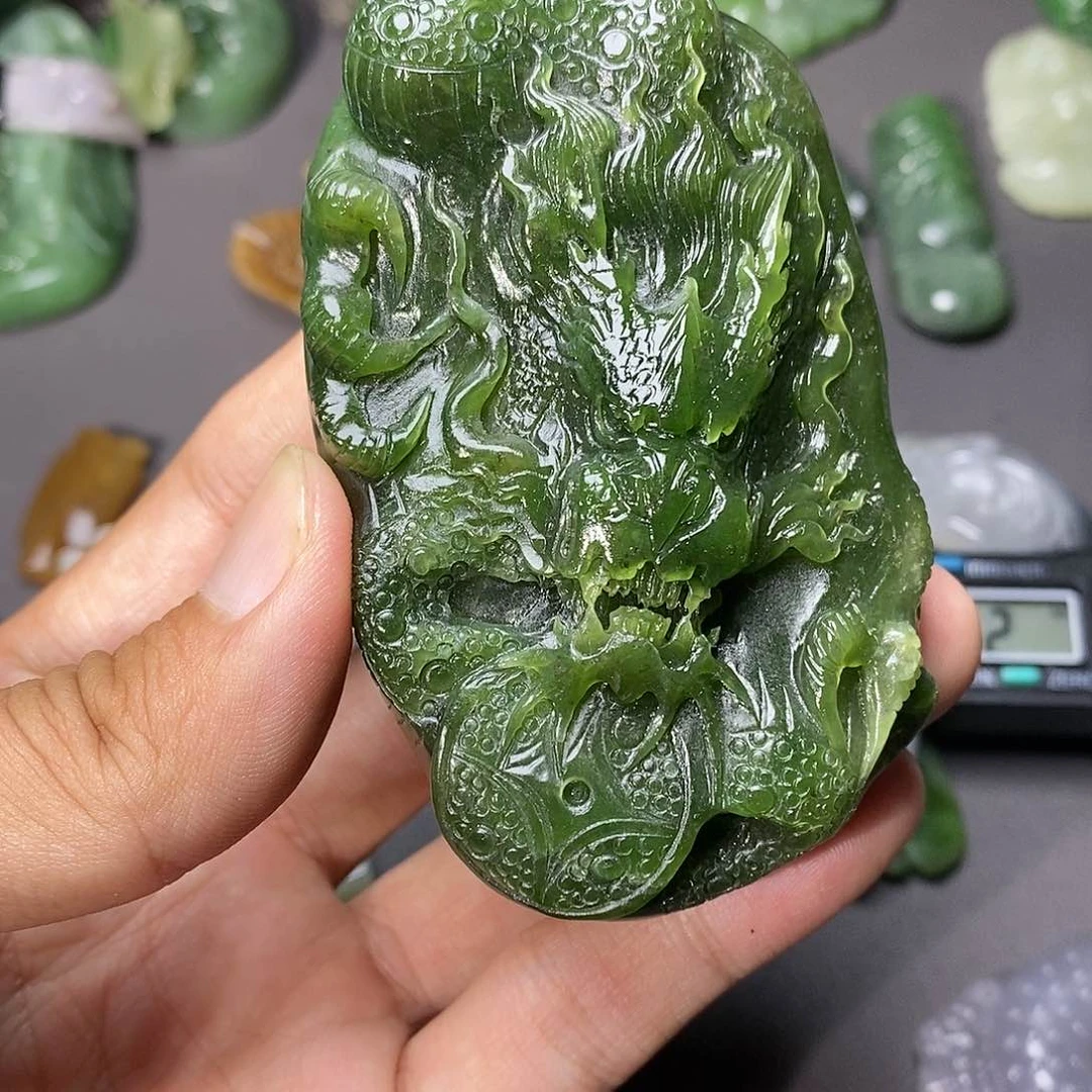 和田玉（糖玉）颈饰未镶嵌