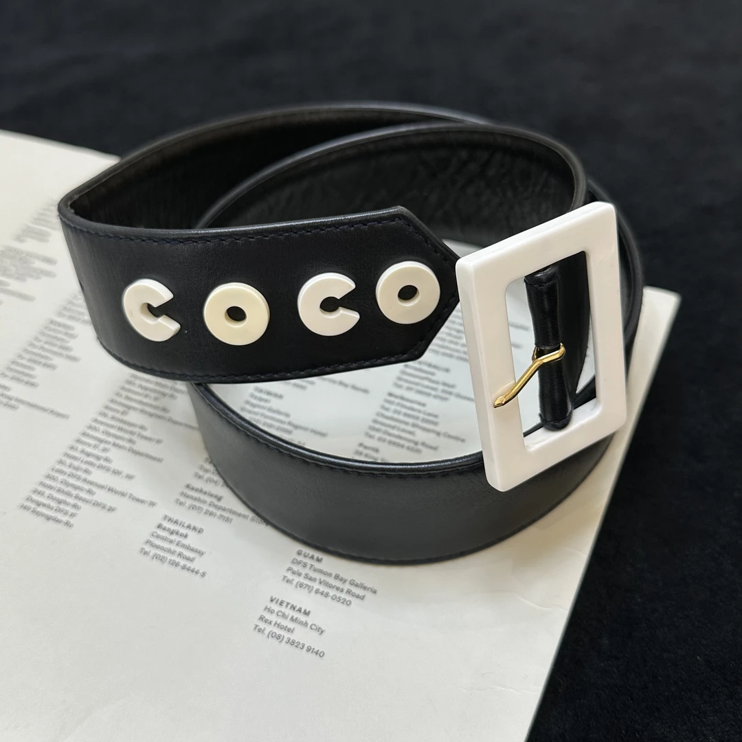 95新 Chanel/香奈儿 白色亚克力字母coco腰带 2407104