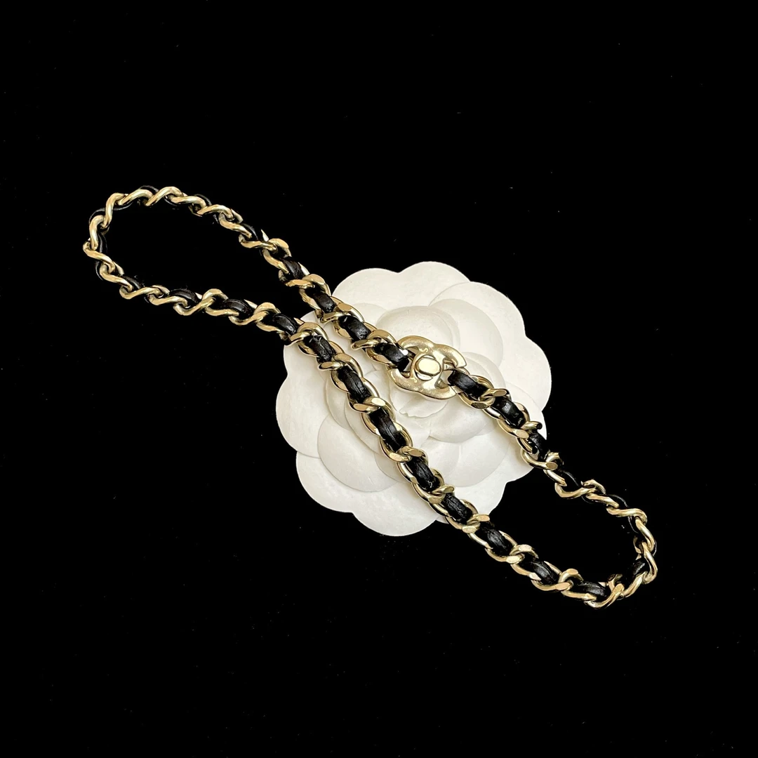 95新 Chanel/香奈儿 黑金皮穿链书包扣choker xb090306