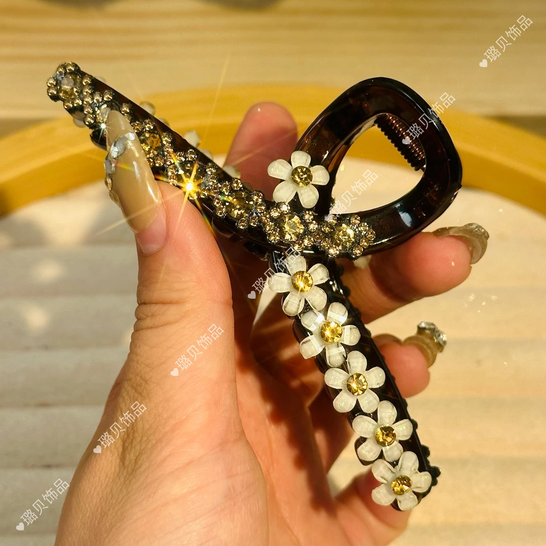 11cm花朵茶咖抓夹气质网红轻奢