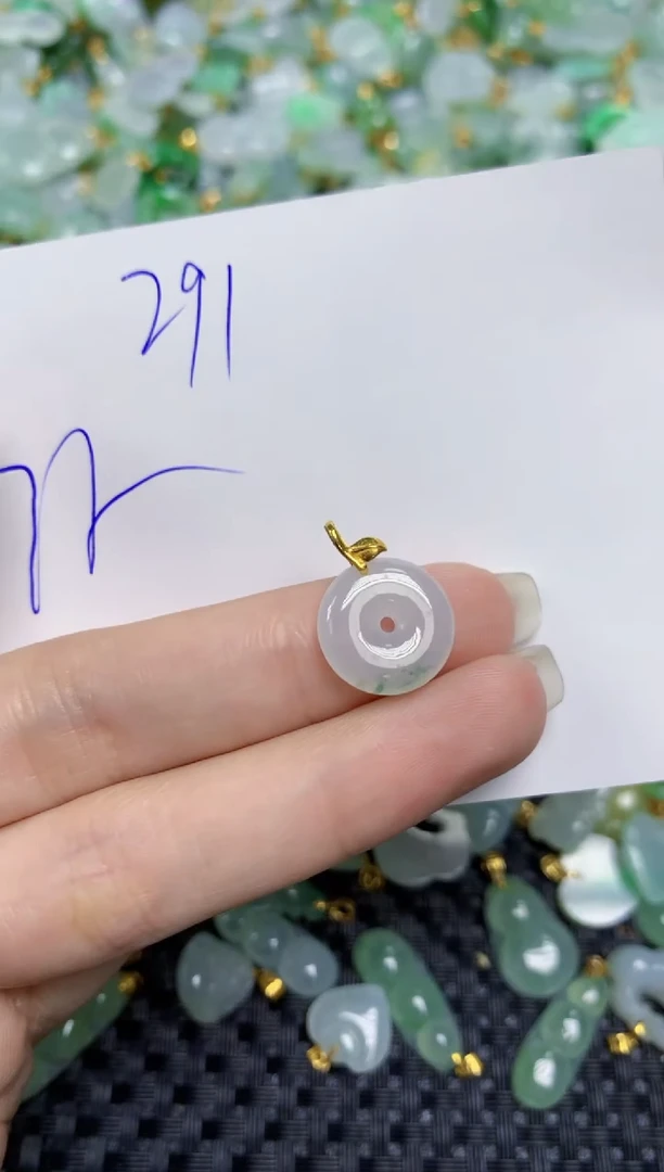 【闪购商品】翡翠挂件18K金镶嵌天然绚甸A货翡翠