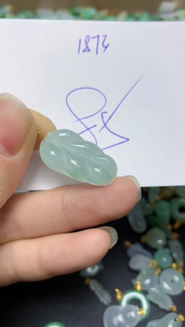 【闪购商品】翡翠挂件18K金镶嵌    天然翡翠A货