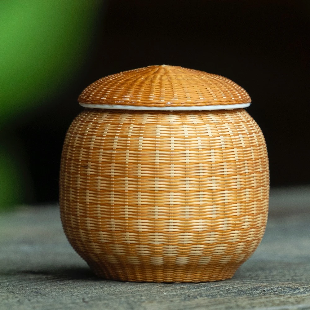 GZ009（邱峰专属）竹丝扣瓷精编100毫升迷你小茶叶罐（肚径6高7厘米）