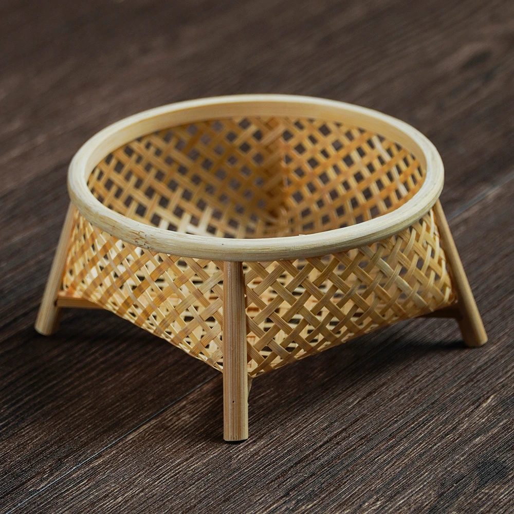 LZ035（邱峰专属）纯手工原竹编色镂空四脚收纳篮