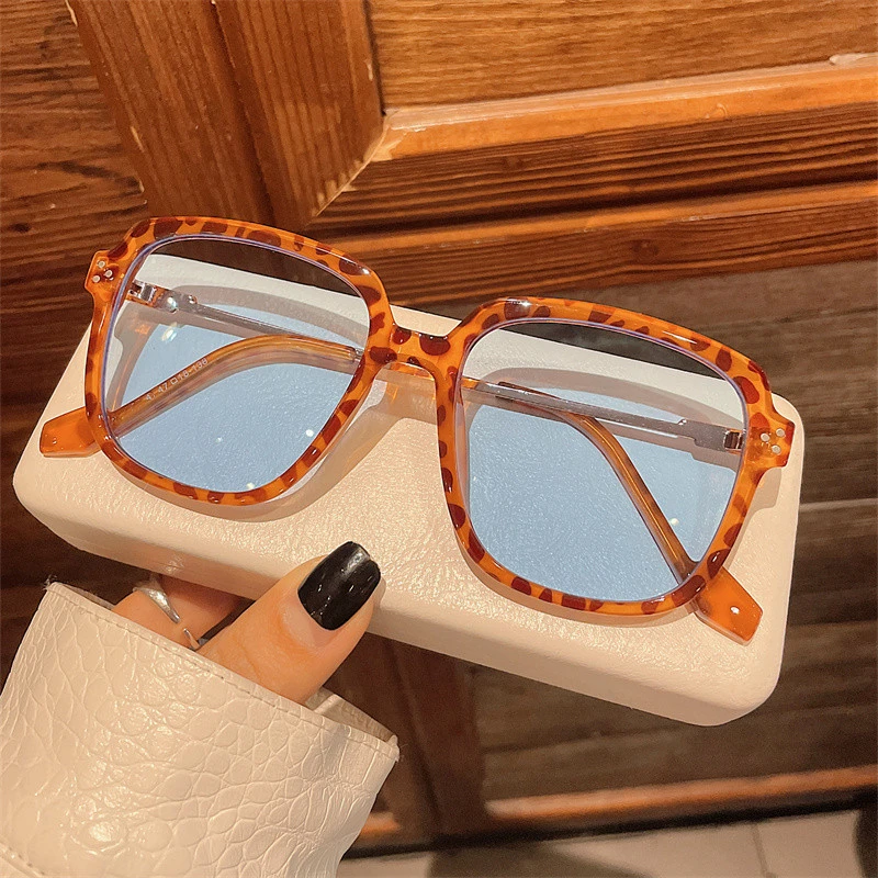 时尚男女黑茶墨镜复古潮牌素颜腮红墨镜圆脸显瘦防紫外线太阳眼镜