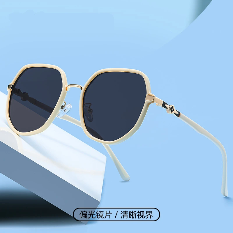 偏光太阳镜超轻TR大框眼镜遮脸显瘦墨镜女时尚街拍潮撘眼镜偏光镜