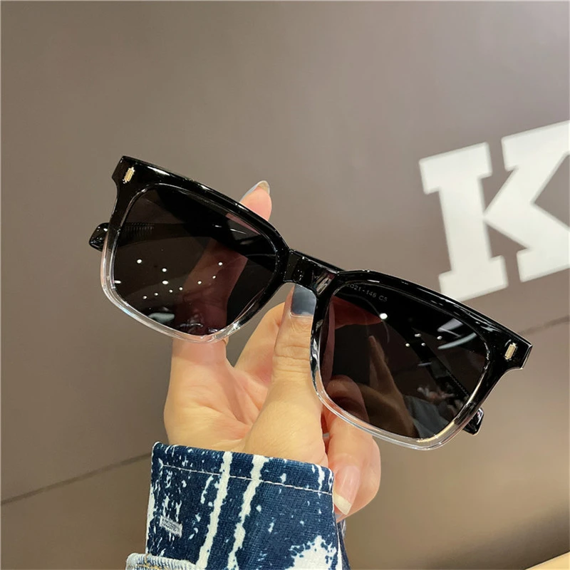 新款TR框架轻巧潮网红时尚墨镜女方框大框男显瘦百搭太阳镜复古
