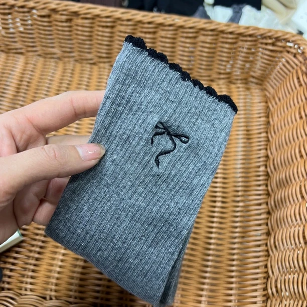 无骨长绒棉蝴蝶结袜